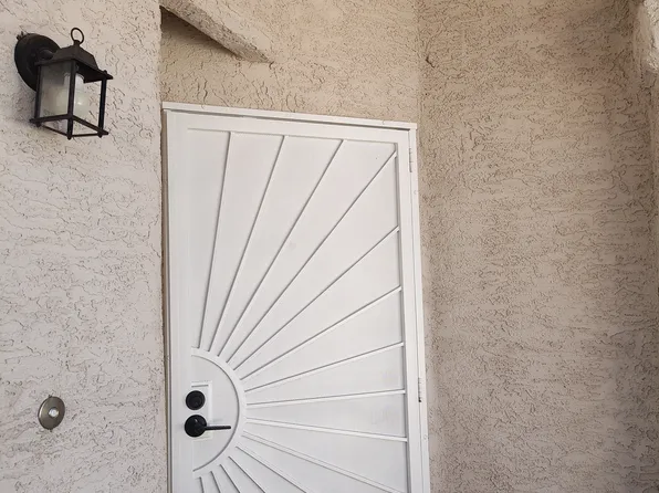 4058 Lucas Ave, Las Vegas, NV 89120