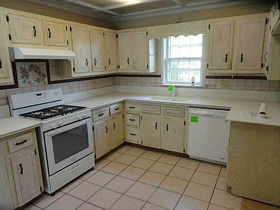 5th image of 5319 Green Cir