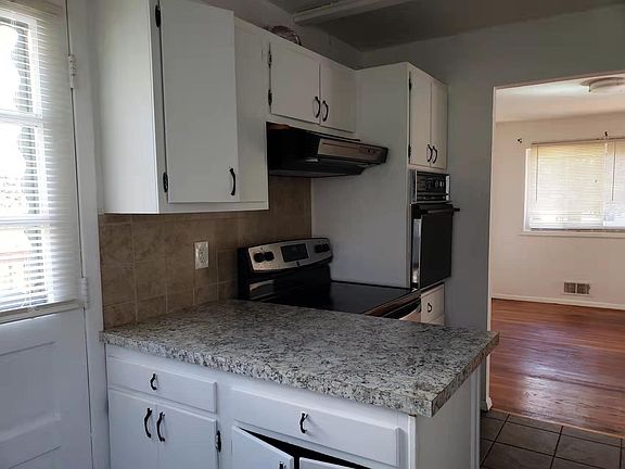 4th image of 11715 Enid Dr