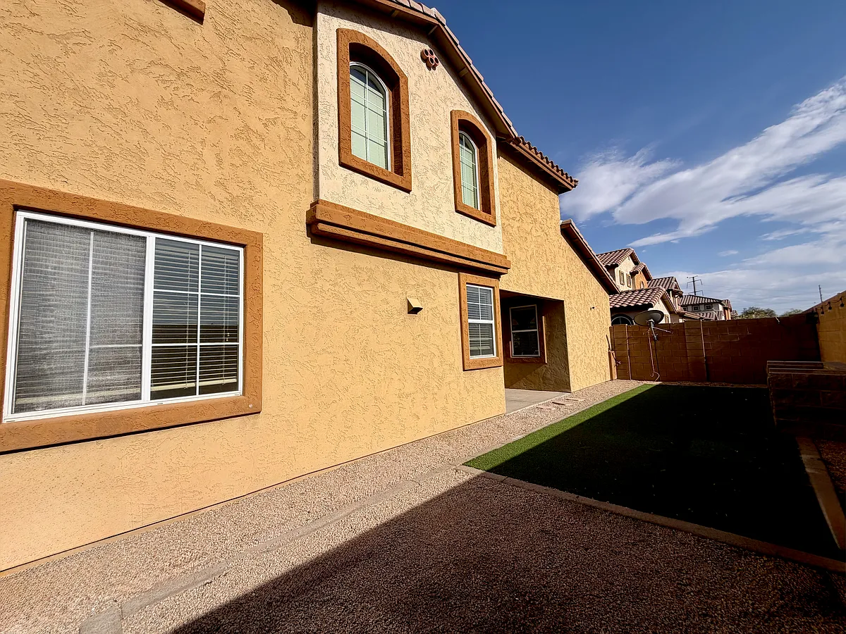 Building Photo - 7164 S 48th Gln
