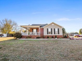 100 Red Hawk Cir, Huntsville, AL 35811