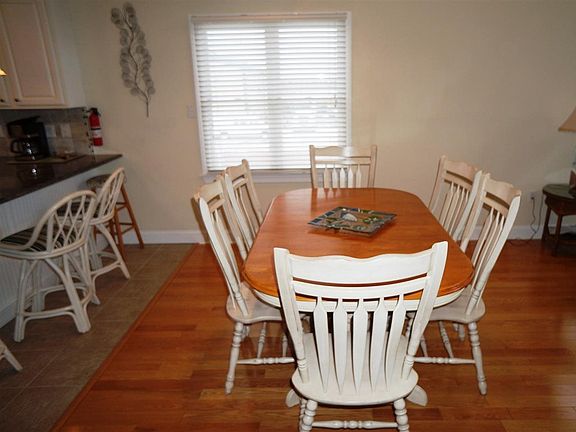 3rd image of 348 40th St #West