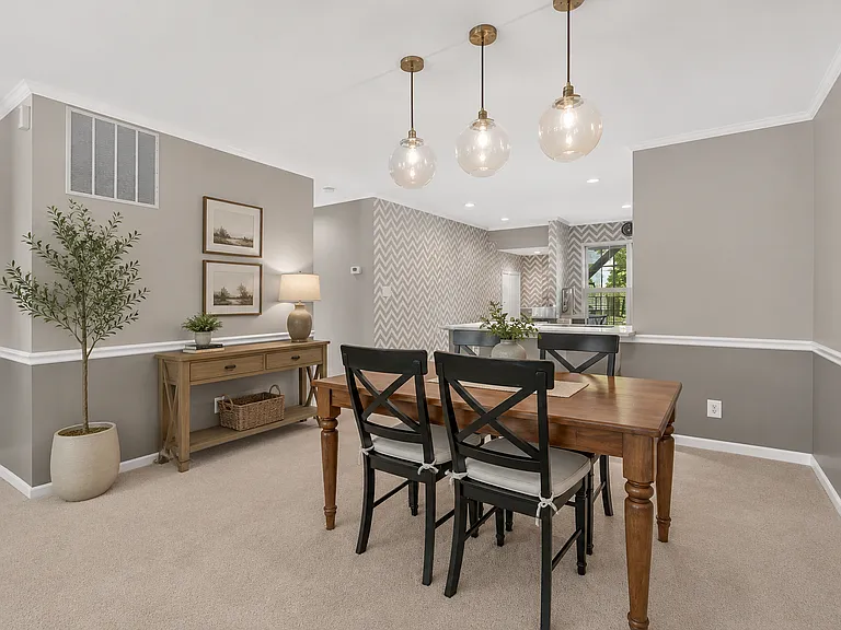 2974 Yarling Ct #2974 — Photo 5