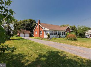 286 Newport Rd, Leola, PA 17540