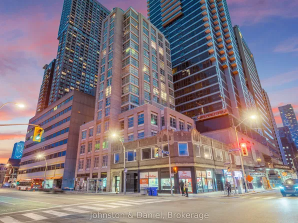 409 Bloor St E #Penthouse 1, Toronto, ON M4W 3T2