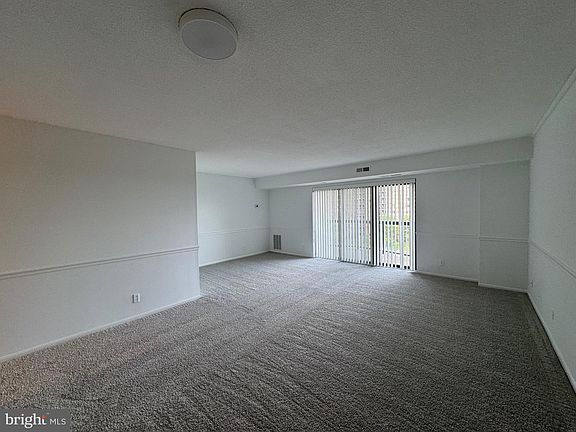 5th image of 8350 Greensboro Dr APT 402