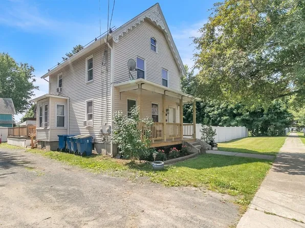 55 Church St, West Springfield, MA 01089