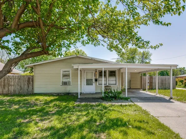 216 Loma Dr, Garland, TX 75040