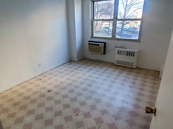 2928 West Fifth Street image 10 of 12