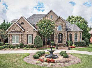 7601 Polyantha Rose Cir, Matthews, NC 28104