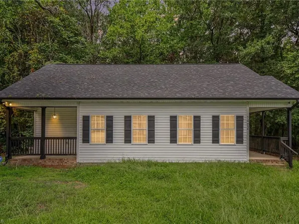 1402 Essex Ave, Gastonia, NC 28052