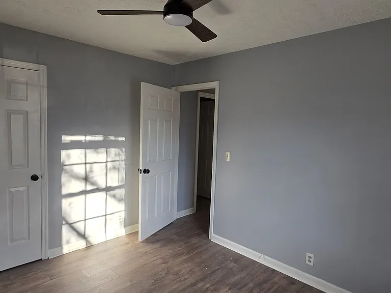2323 Ilolo St #1 — Photo 15