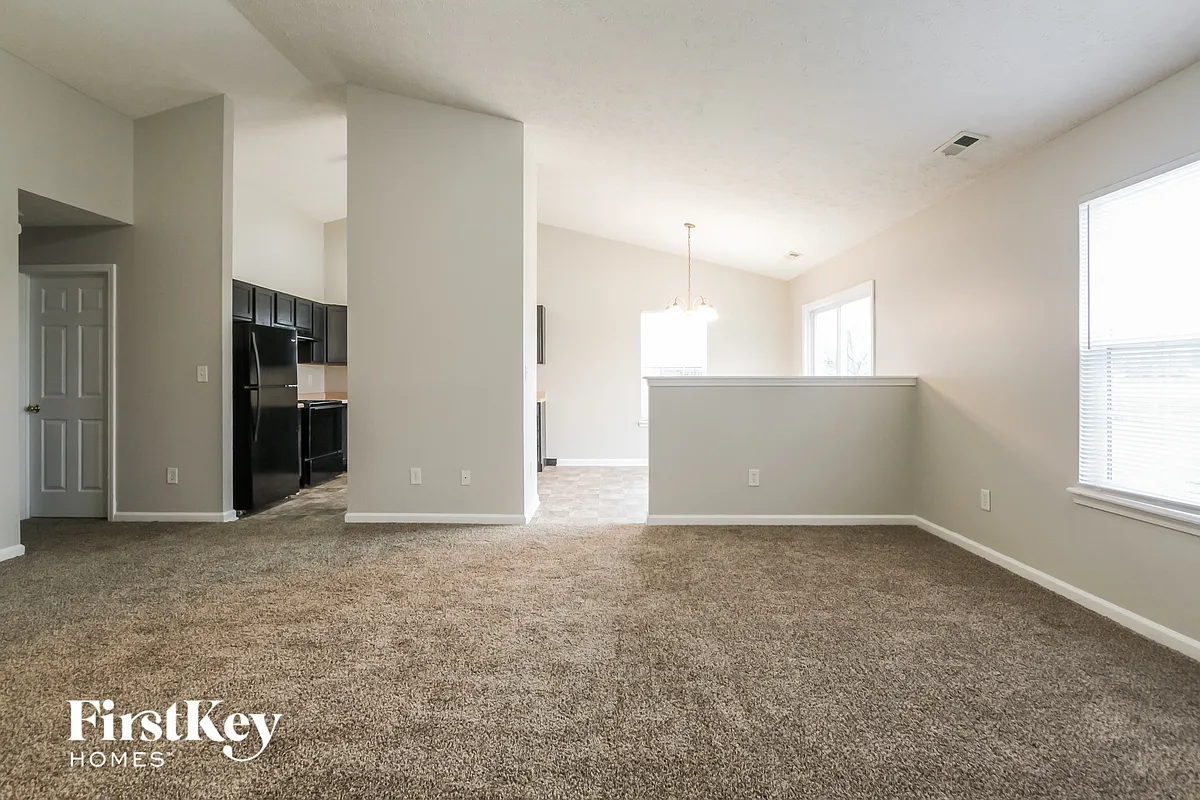 Building Photo - 11638 Lone Pine Cir