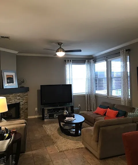 807 Windhurst — Photo 13