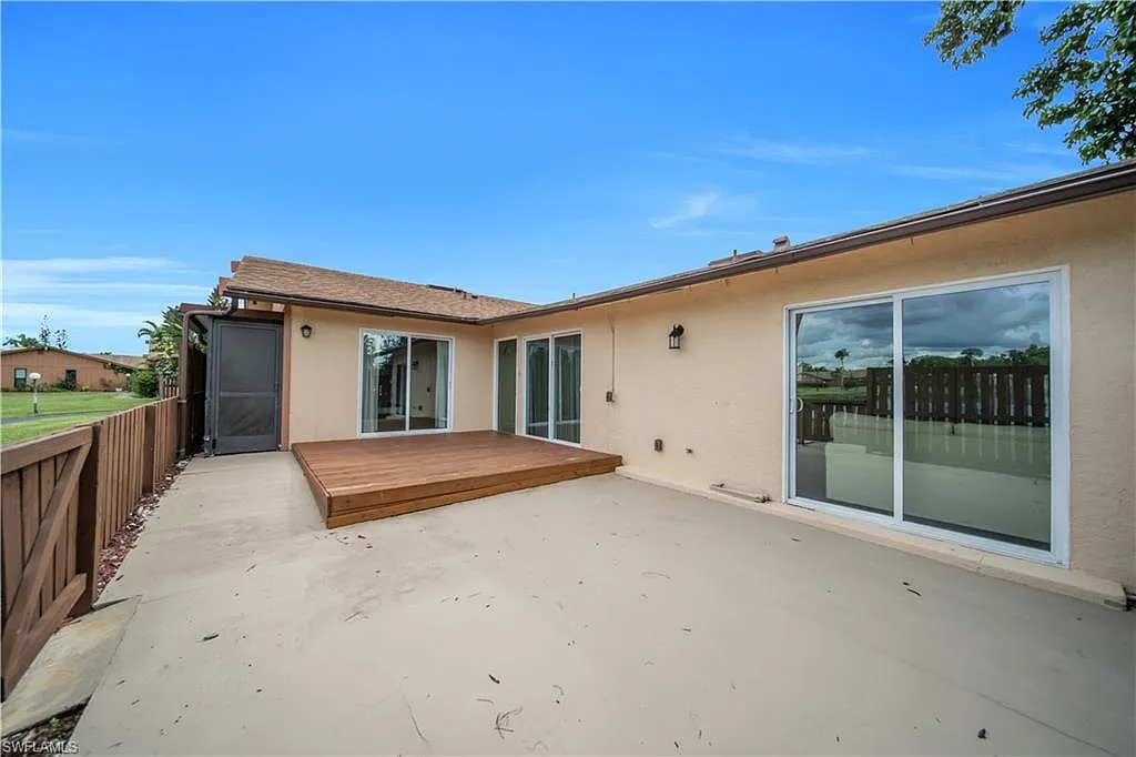 2 bed, 2.0 bath, 1007 sqft, $1,800 — Photo 3