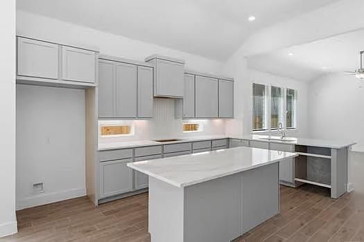 2nd image of 22534 Basswood Bend Rd