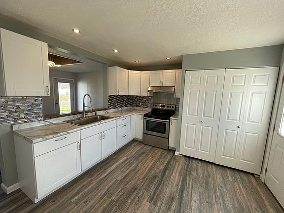 4th image of 1669 Lambers Dr