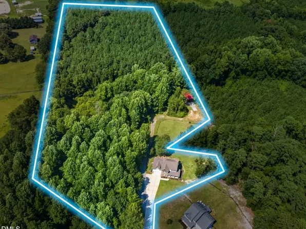 176 Plainview Pointe Dr, Angier, NC 27501