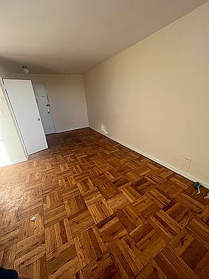 2nd image of 75-18 Woodside Ave #7M