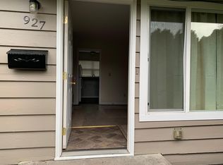 927 17th Ave, Longview, WA 98632