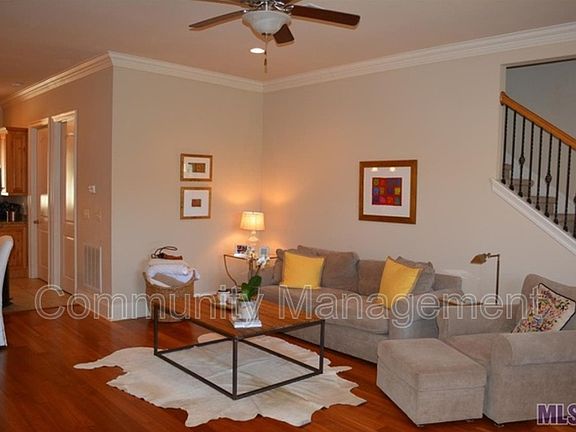 2nd image of 4637 Burbank Dr APT 506