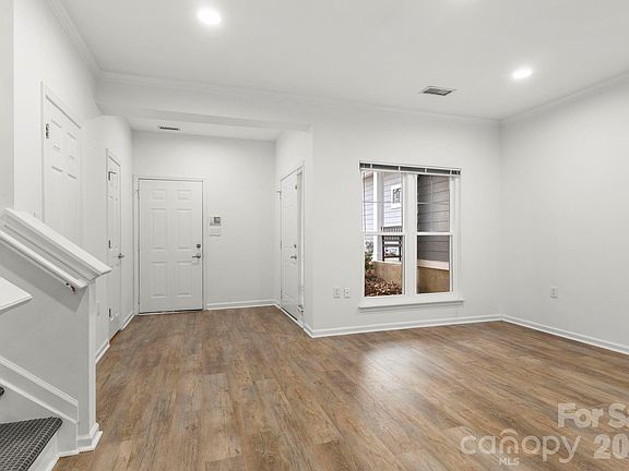 4th image of 18721 Silver Quay Dr