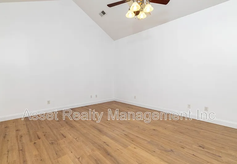7037 Wakan Ln #1 — Photo 17