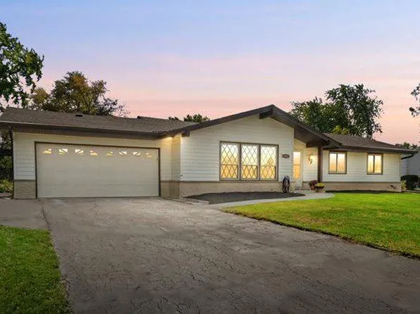 13685 West Graham STREET, New Berlin, WI 53151