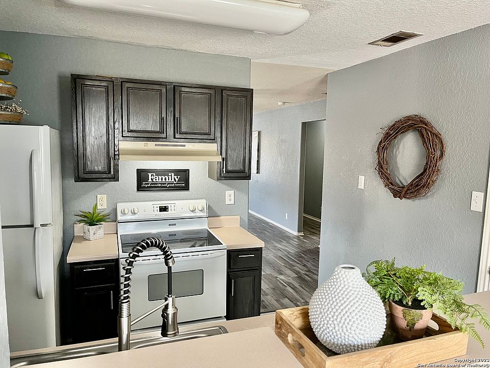 1st image of 4711 GEORGES FARM