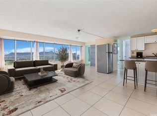 2525 Date St APT 3401, Honolulu, HI 96826