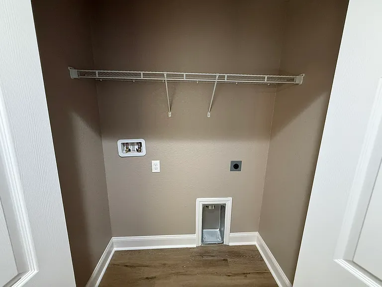 4189 Radford Rd — Photo 12
