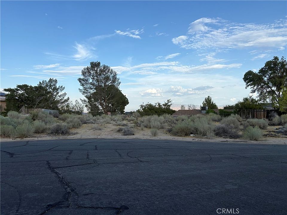 1st image of 0 Crest Dr #381