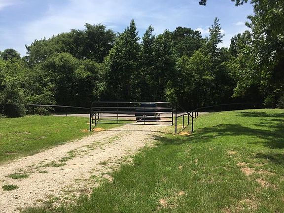 2nd image of 1923 An County Road 142