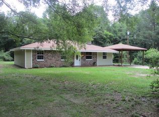 318 E Boley Rd, Carriere, MS 39426