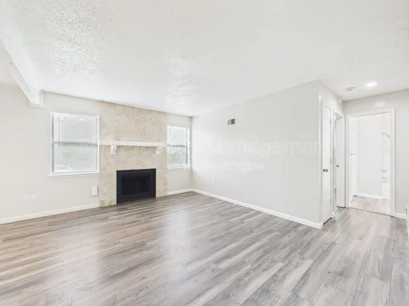 3102 Eaton St, Kansas City, KS 66103
