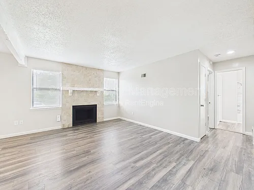 3102 Eaton St Photo 1