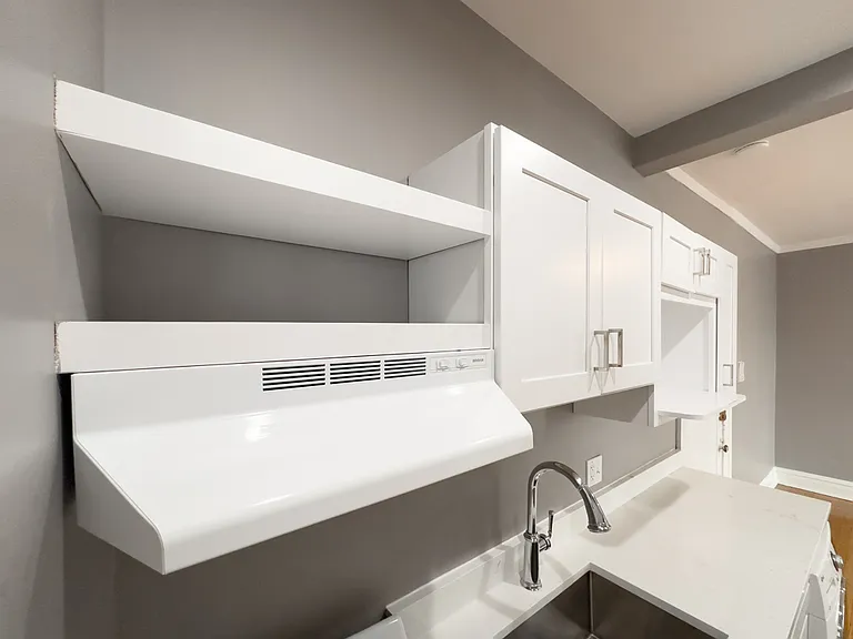 441 W Melrose St #B3 — Photo 17