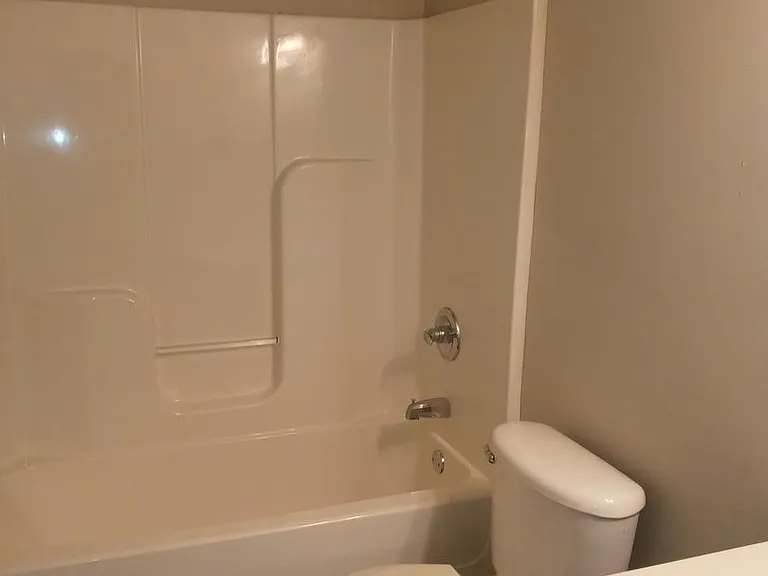 1732 Thistlewood Dr #D — Photo 10