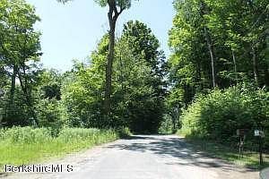 Street View heading towards Rt