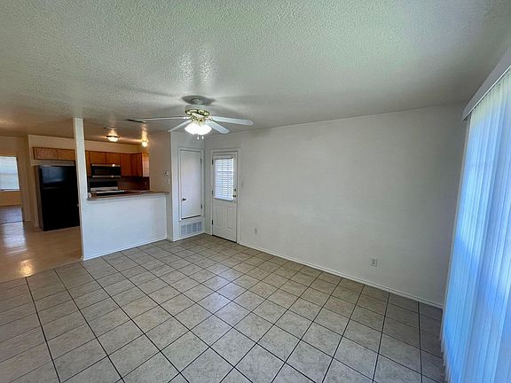 5th image of 4409 Abigail Dr