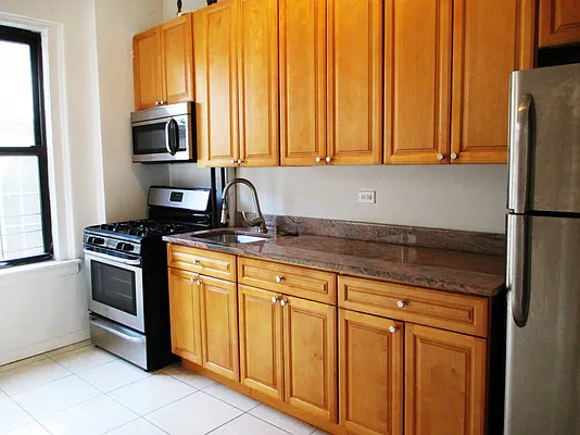 Rented by Bohemia Realty Group | media 16