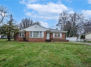 7017 Lincoln Avenue Ext, Lockport, NY 14094