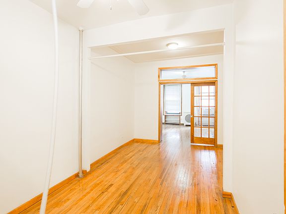 4th image of 33 E 7th St #3E