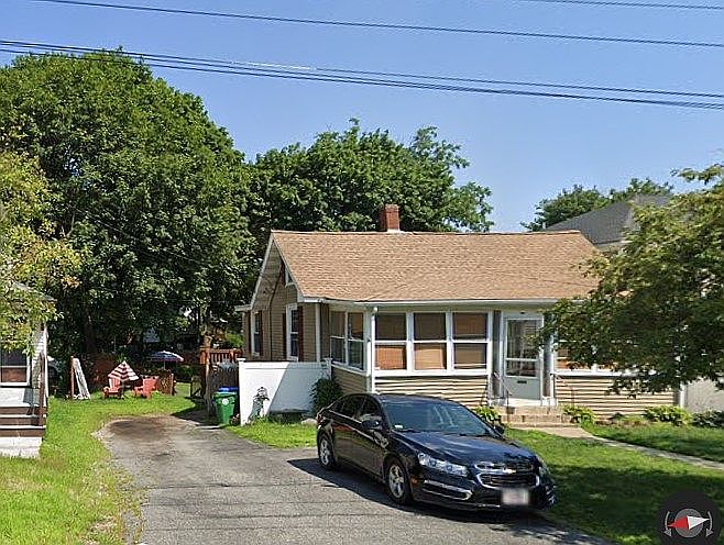 2nd image of 244 Washington St