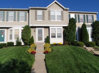 36 Pebble Ln, Blackwood, NJ 08012