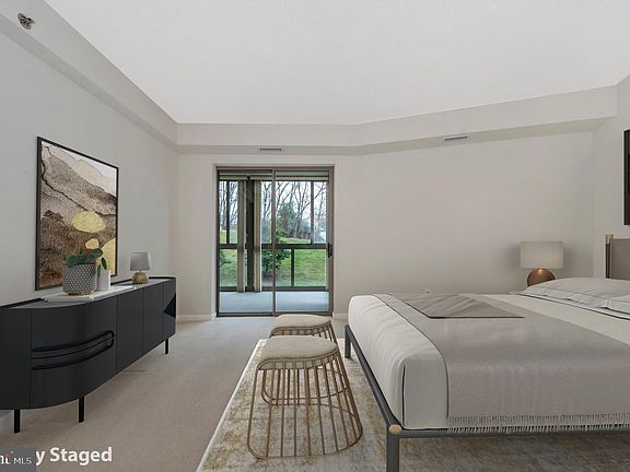 4th image of 2901 S Leisure World Blvd Unit 219