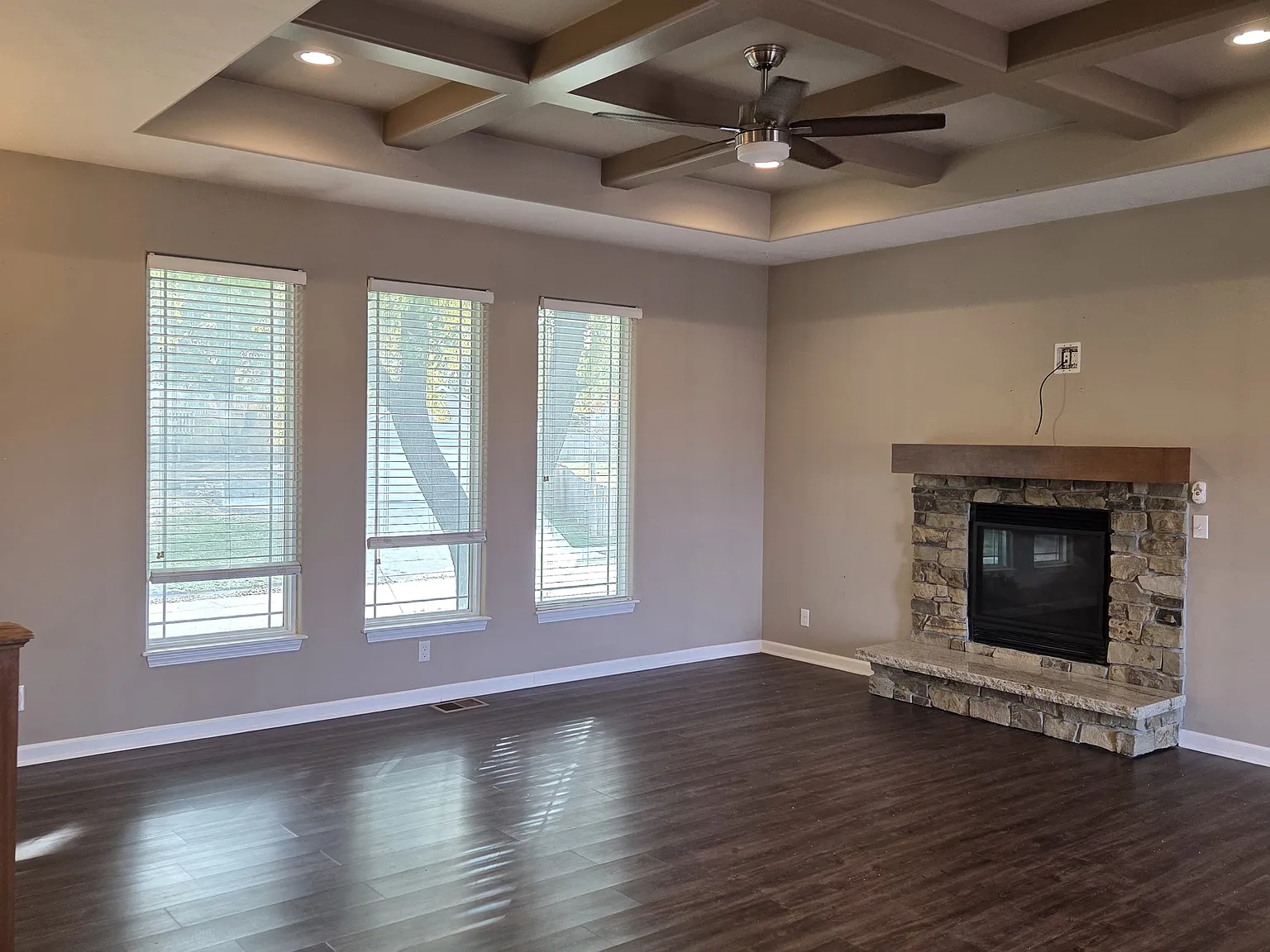 3 bed, 1849 sqft, $2,400 — Photo 4