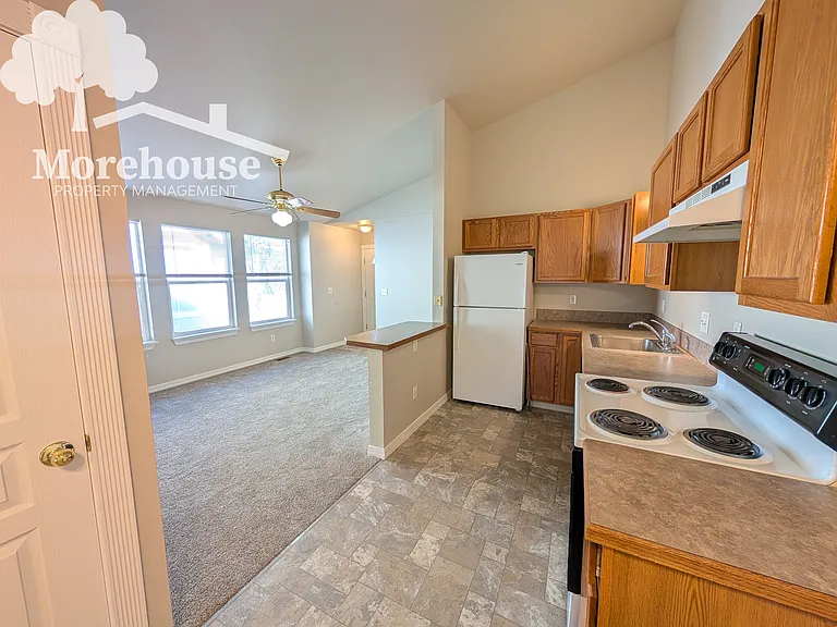 255 Delaware Ave — Photo 9