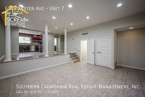 6517 Kester Ave #7 Photo 1