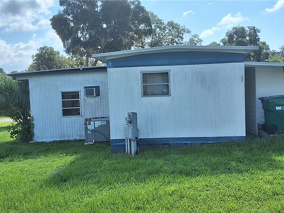 4th image of 2488 N Park Point